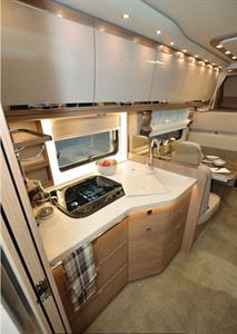 The Morelo Palace Alkoven 94 L motorhome kitchen