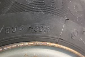 Tyre age markings